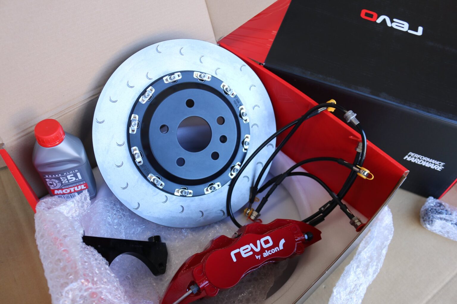 revo technik BigBrake kit X VW GOLF 7.5 R ㈱ アルファライン
